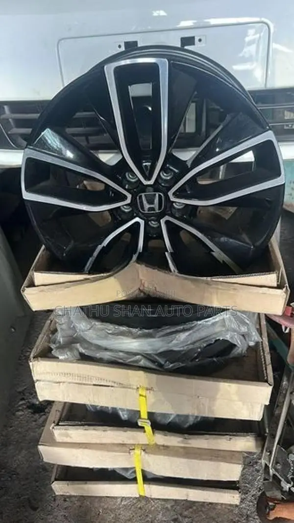 Honda Vezel 2025 Wheel