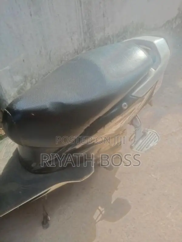 Honda Dio 2011