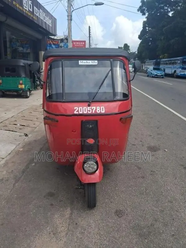 Bajaj RE 1999