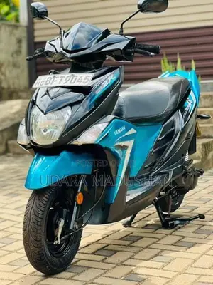 Yamaha RayZR 2017