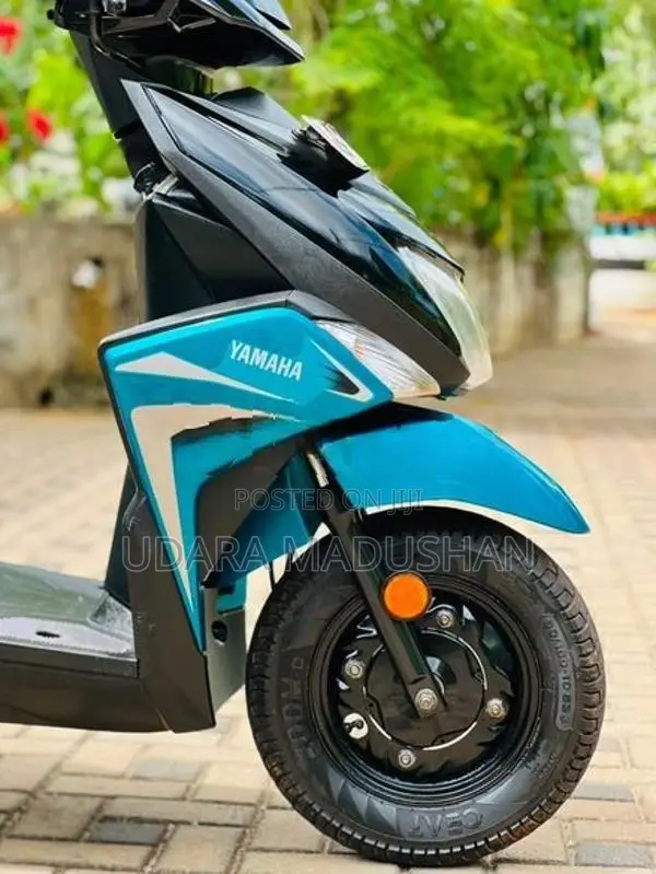 Yamaha RayZR 2017