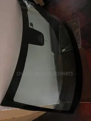 Honda Vezel 2025 Windscreen