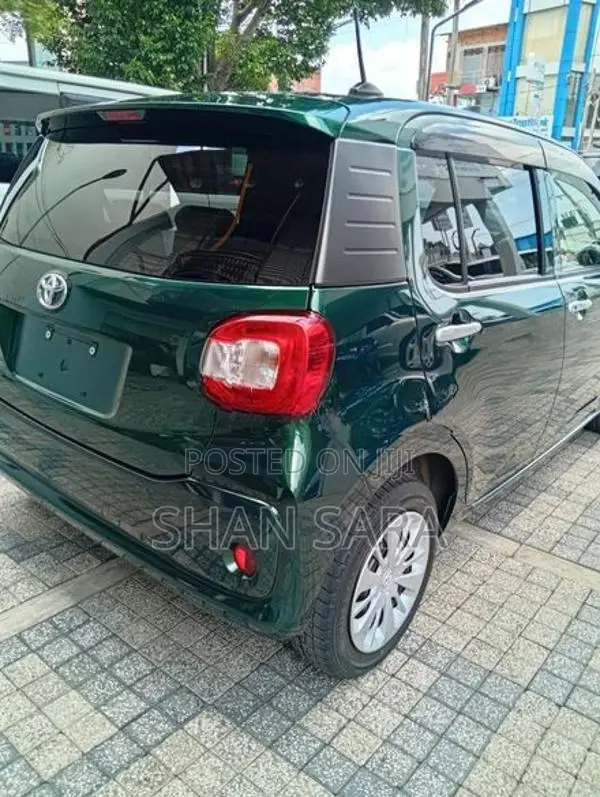 Toyota Passo X 2023
