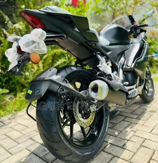 Yamaha R15 2026