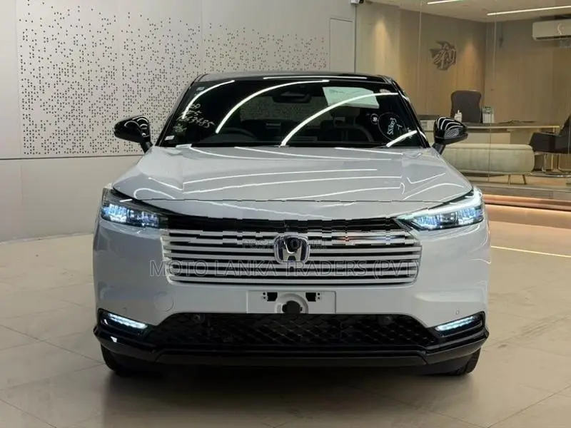 Honda Vezel Z PLAY MOON ROOF 2026