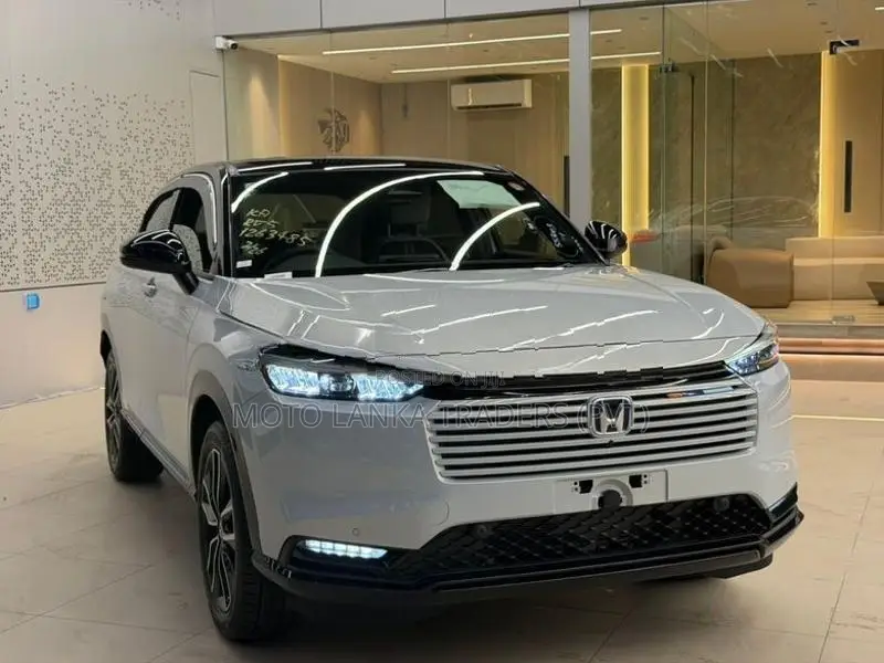 Honda Vezel Z PLAY MOON ROOF 2026