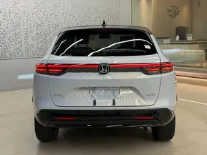 Honda Vezel Z PLAY MOON ROOF 2026