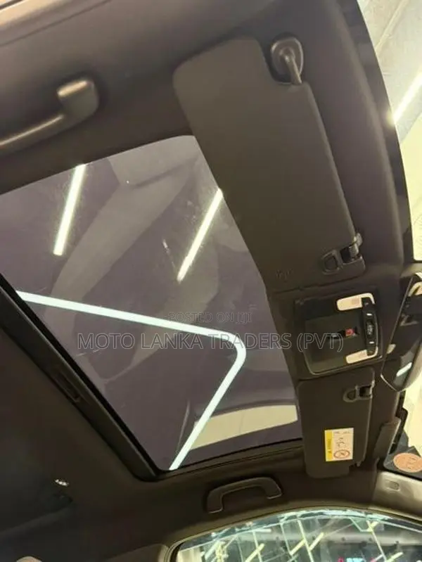 Honda Vezel Z PLAY MOON ROOF 2026