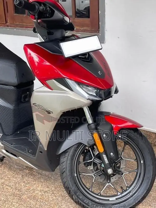 Hero XOOM 125R Red 2026