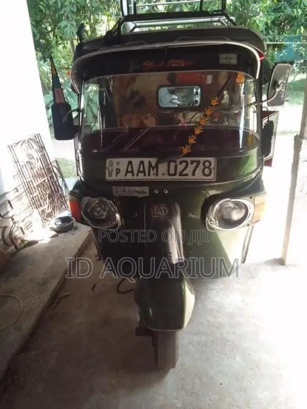 Bajaj RE AAM0278 2013