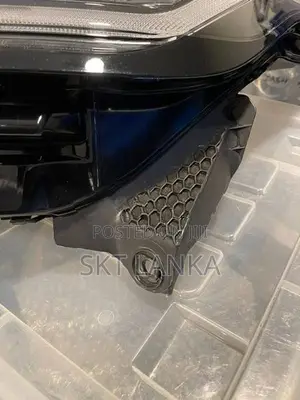 Range Rover Velar 2019 Passenger LED Headlight L560 Vogue Sport