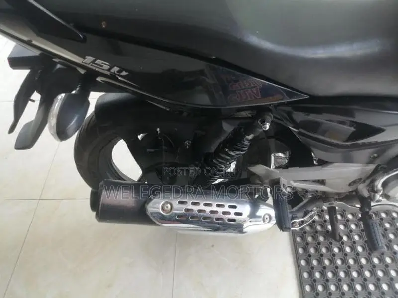 Bajaj Pulsar 150 uced 2017