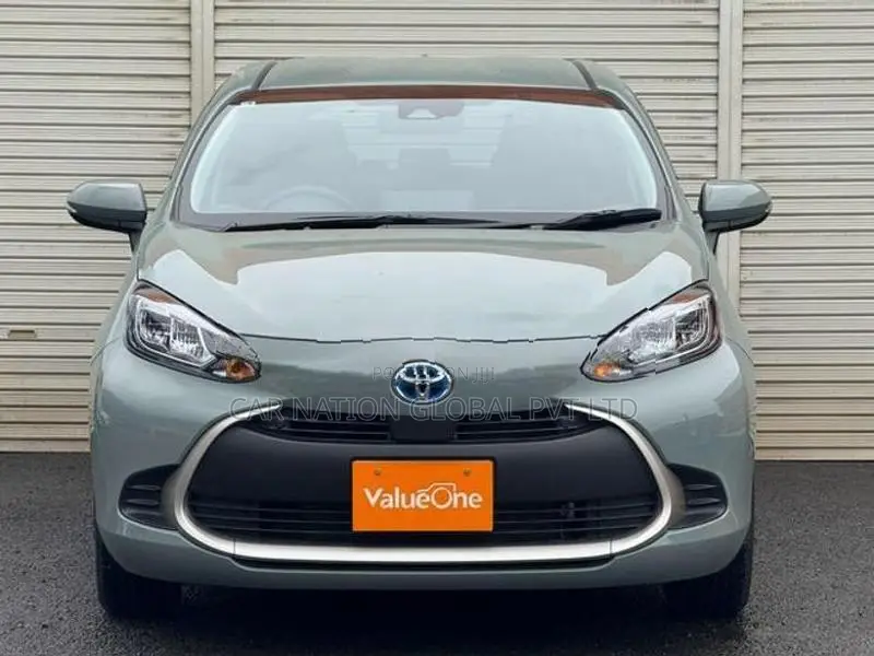 Toyota Aqua Grade G 2025