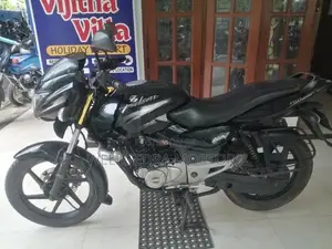 Bajaj Pulsar 150 uced 2017