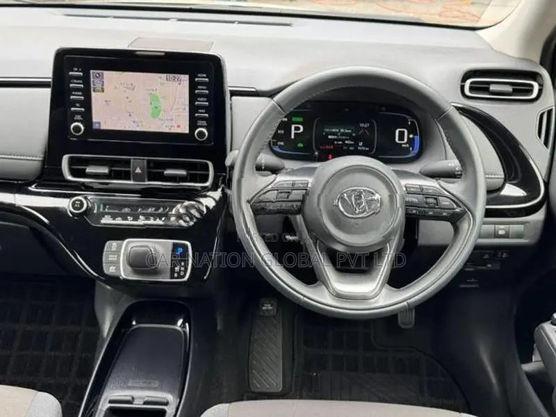 Toyota Aqua Grade G 2025