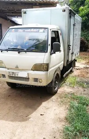 Foton Lorry 2013