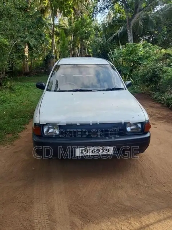 Nissan AD Wagon Y10 1992