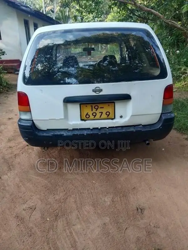 Nissan AD Wagon Y10 1992