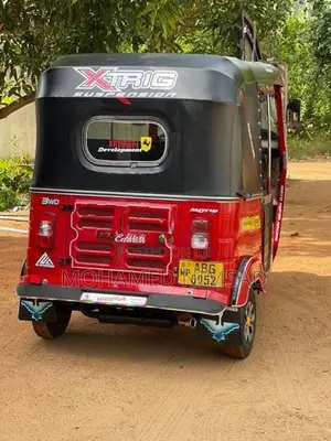 Bajaj RE like a new 2016