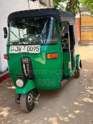 Bajaj RE 2004
