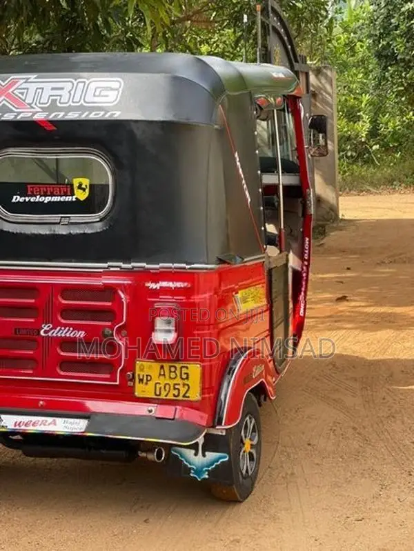 Bajaj RE like a new 2016