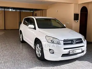 Toyota RAV4 2010