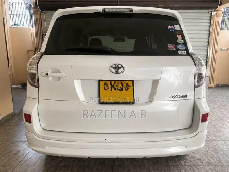 Toyota RAV4 2010