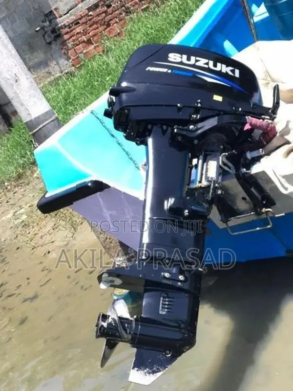 Suzuki out Bote Engine