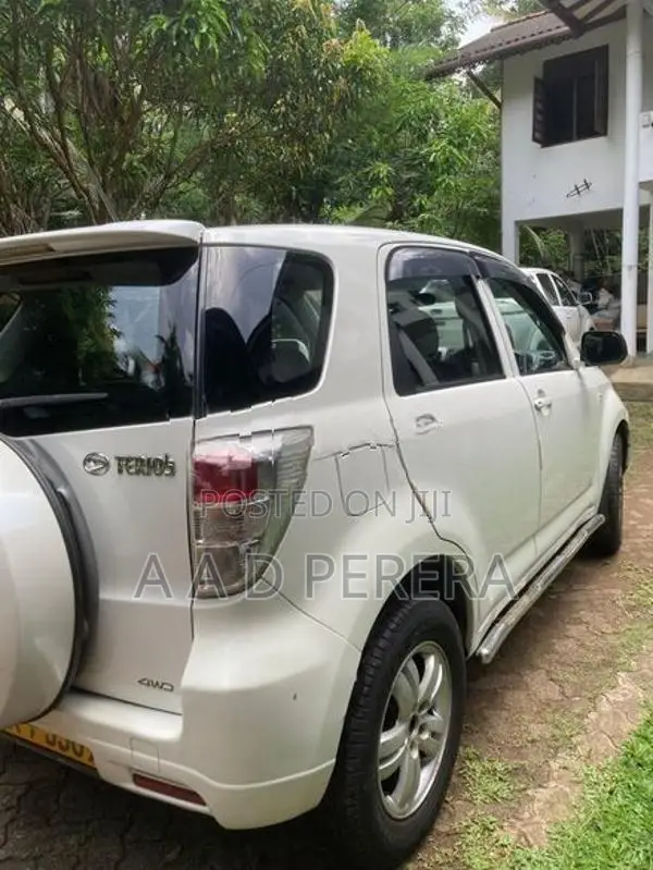 Daihatsu Terios 2011
