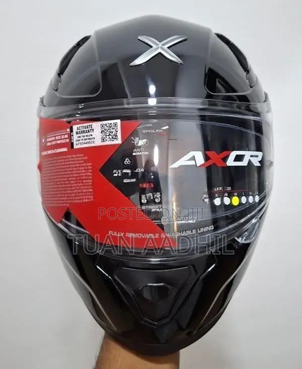 Axor Street Solid Black Helmet