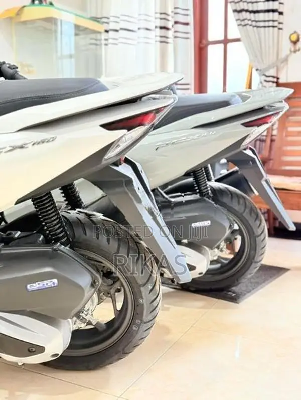 Honda PCX160 2026
