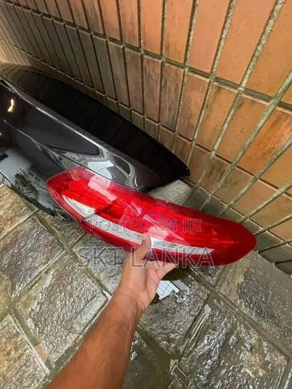 Mercedes C C200 Coupe Cabriolet 2017 AMG Rear End Bumper Lights