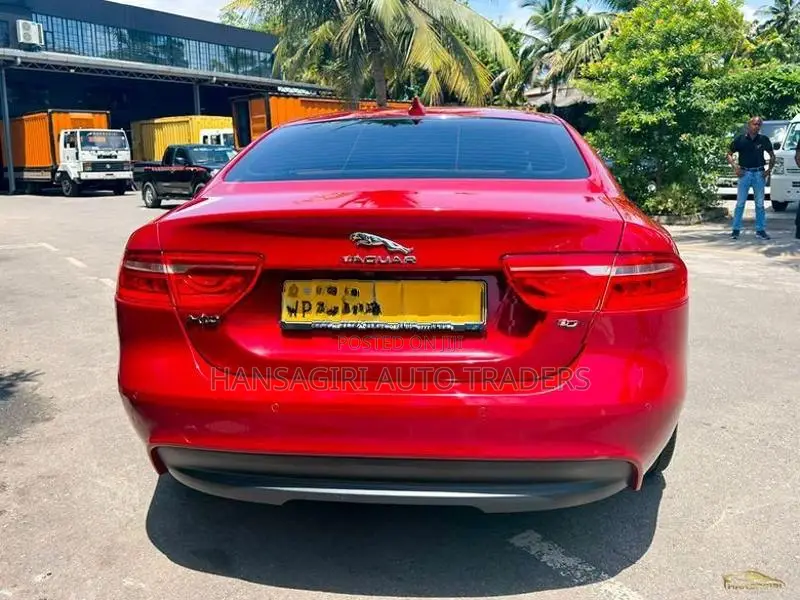 Jaguar XE 2017