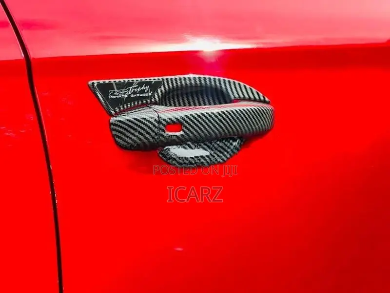 MG ZS Essence Black Top 2021