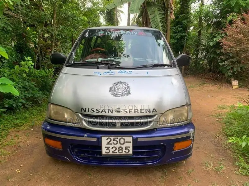 Nissan Serena 1993
