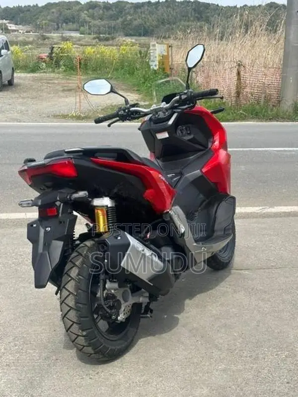Honda ADV 160 2026