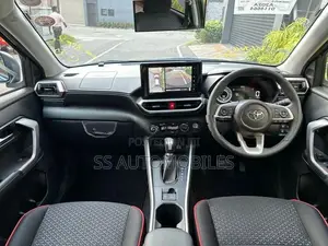 Toyota Raize Z Hybrid 2025