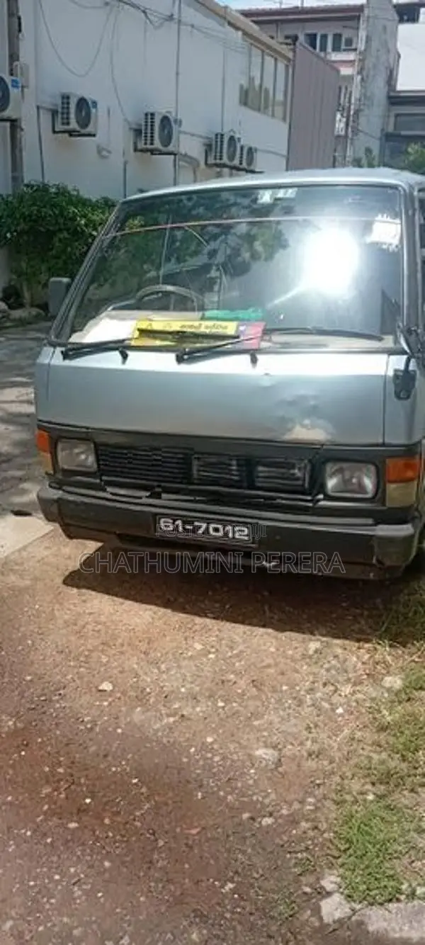 Toyota Hiace LH51 1984
