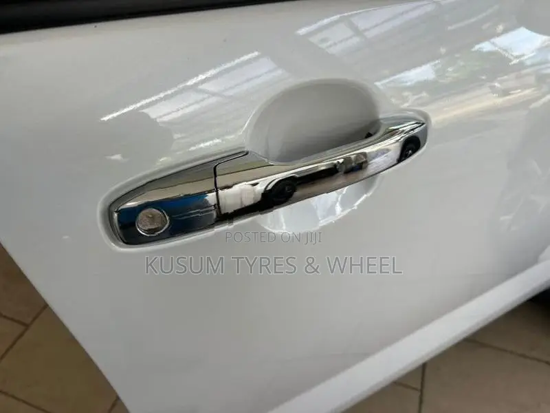 Toyota Raize 1.2 Hybrid Blindspot 2026