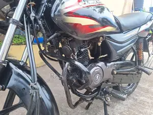 Bajaj Platina 100 2016
