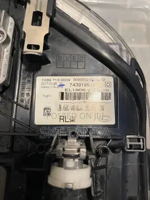 Genuine BMW 530e G30 Adaptive LED Headlight Passenger Side Complete