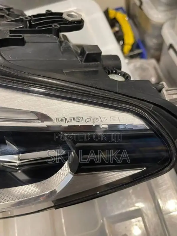 Genuine BMW 530e G30 Adaptive LED Headlight Passenger Side Complete