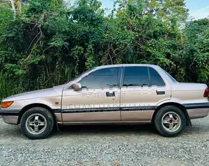 Mitsubishi Lancer 1990
