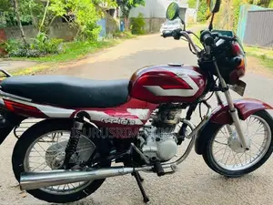 Bajaj CT100 2005