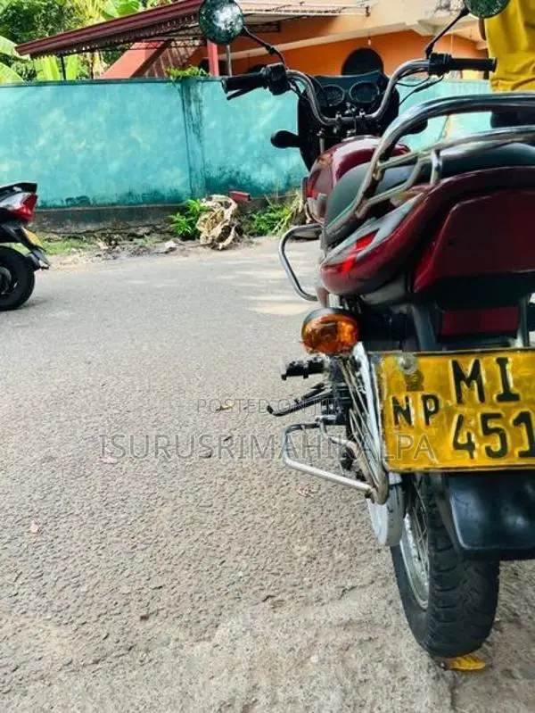 Bajaj CT100 2005
