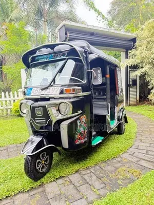 Bajaj RE Three Wheeler 2015