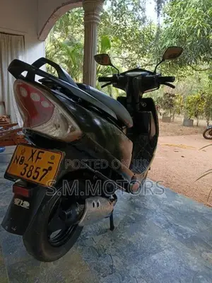 TVS Streak 2011