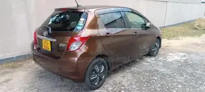 Toyota Vitz 2011
