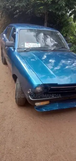 Nissan B11 1982