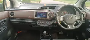 Toyota Vitz 2011